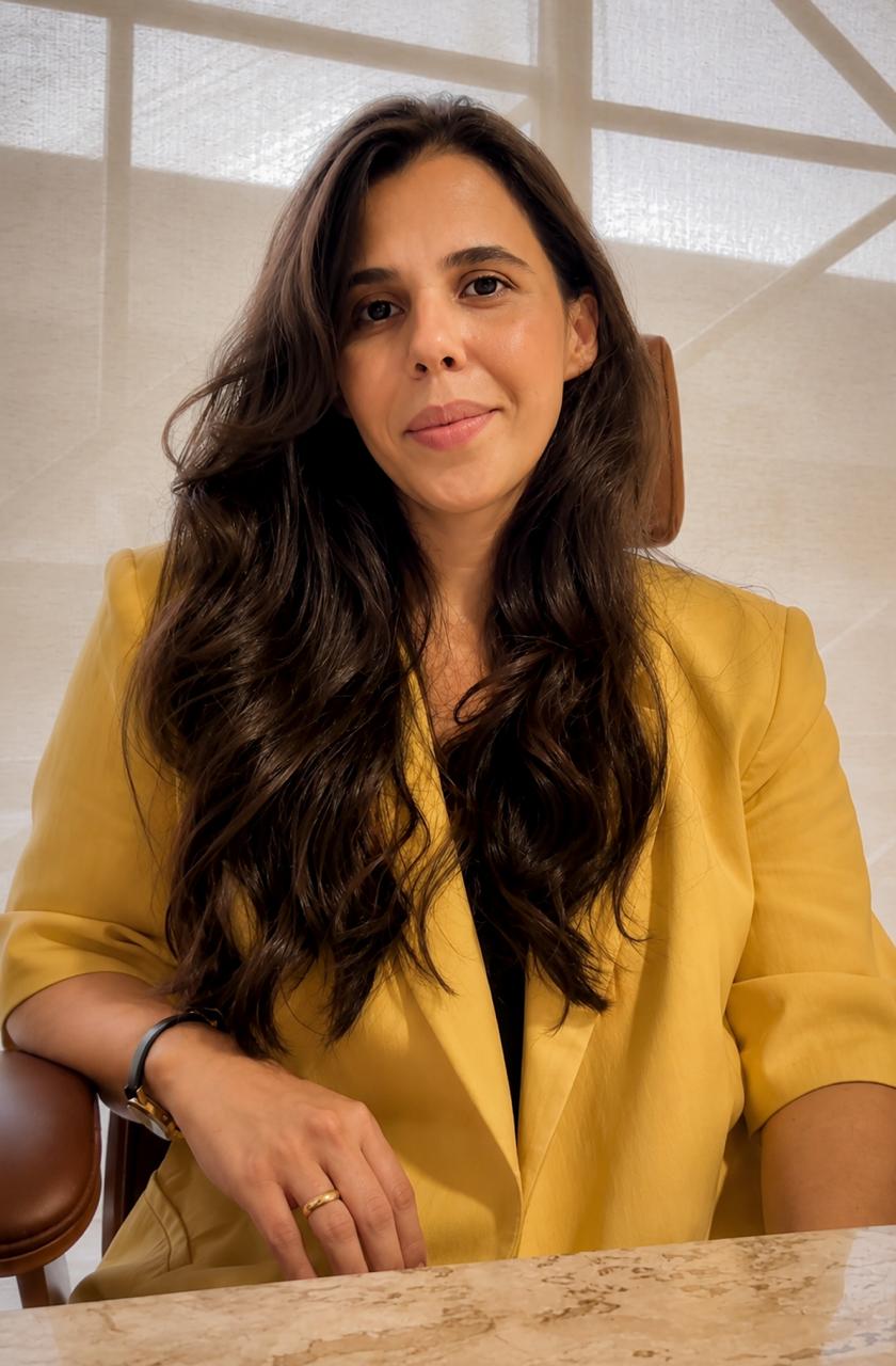 Retrato da Dra. Caroline Leite